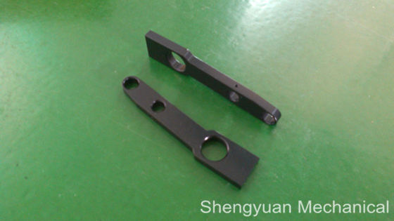 6061 peças fazendo à máquina de trituração da precisão com a placa lateral anodizada preto