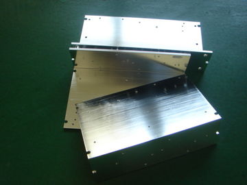 Precisão do CNC da L-Forma que faz à máquina o ângulo de alumínio do protótipo rápido com revestimento de conversão