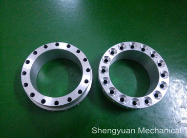 A precisão do CNC girada parte a flange industrial da saída da transmissão de energia