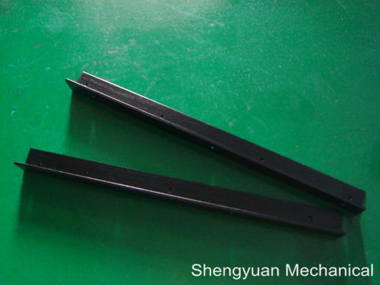 A precisão de lustro do CNC que faz à máquina, preto perfurado anodizou as tiras de alumínio