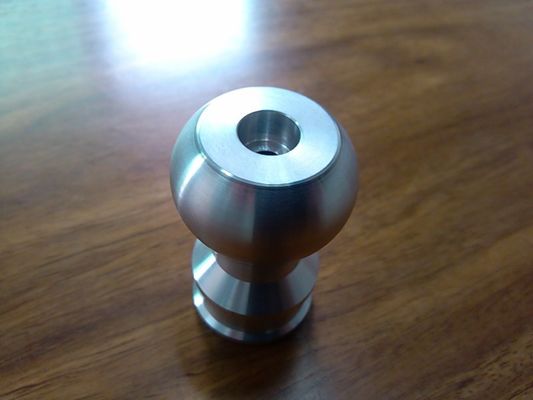 O CNC fez à máquina as peças giradas precisão para Automabiles, motocicleta dos componentes