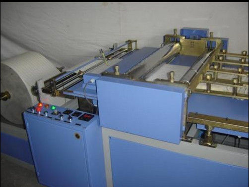 Papel de filtro controlado do PLC que plissa a máquina 380V/50HZ, 300℃ máximo