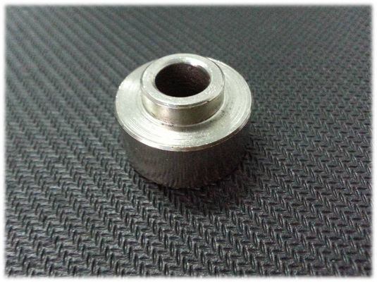 Nikel chapeou peças sobresselentes de alumínio altamente precisas do CNC/conector aeroespacial do RF