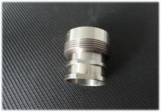Peças fazendo à máquina giradas de aço inoxidável da precisão das peças do equipamento médico/CNC